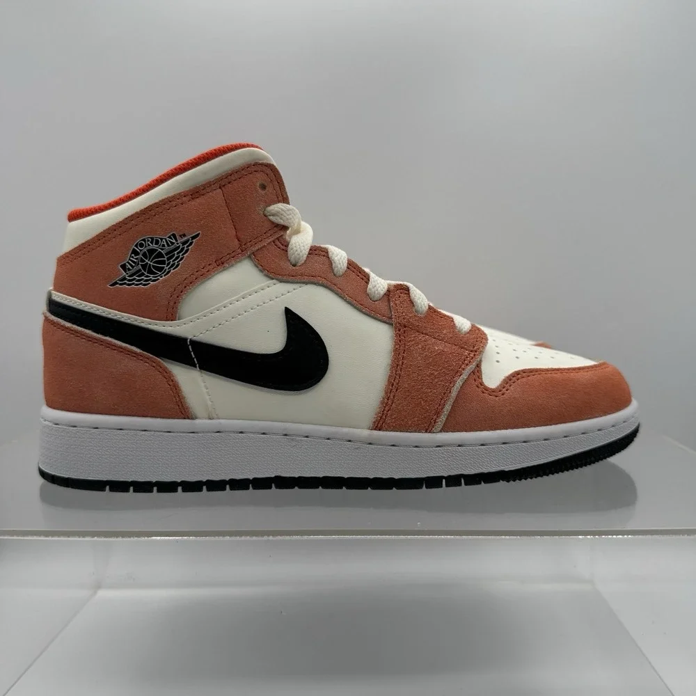 Brand New Air Jordan 1 Mid SE GS DV1336-800 Team Orange Black Size 6Y Youth